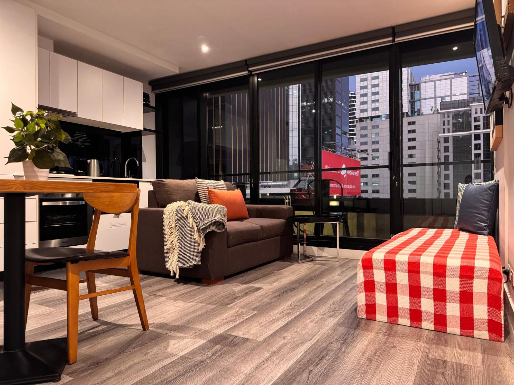 Aura On Flinders Serviced Apartments Melbourne Exterior photo