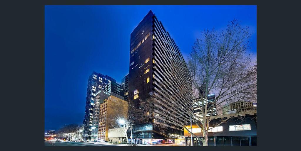 Aura On Flinders Serviced Apartments Melbourne Exterior photo